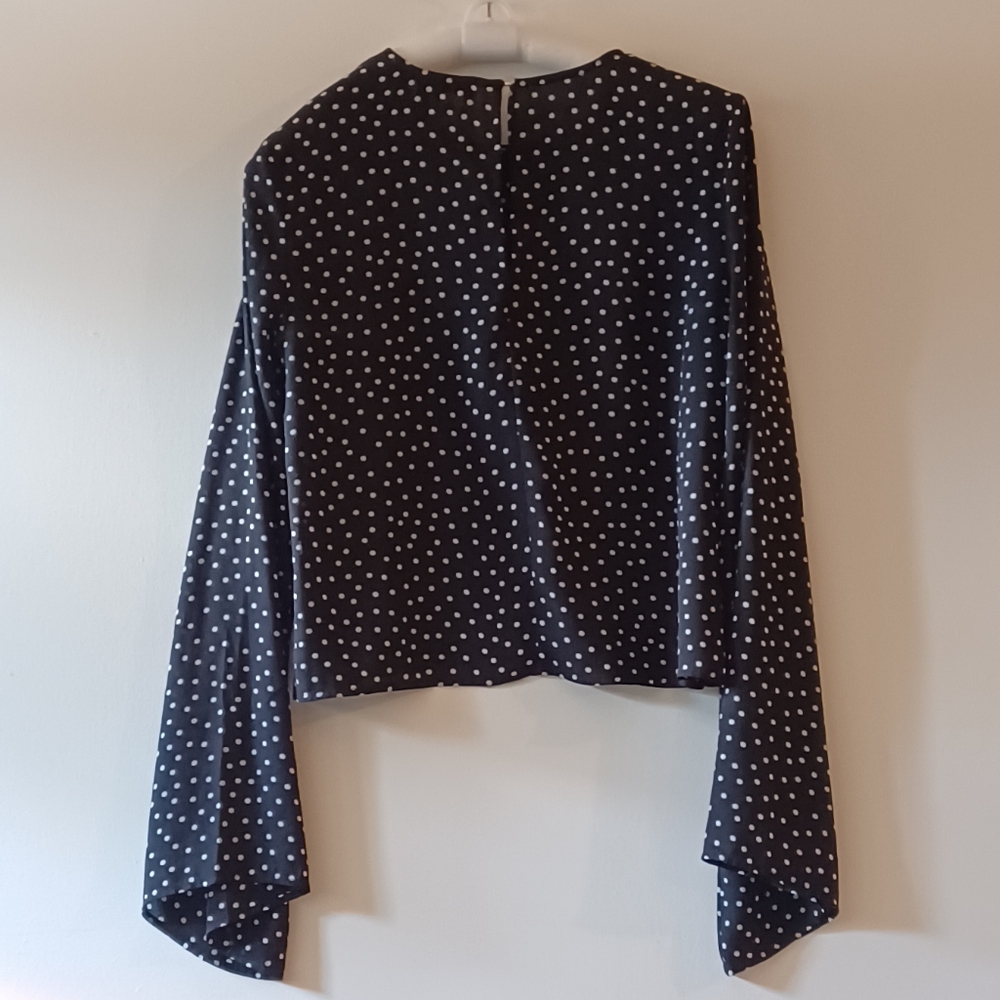Forever 21 Narrow Shouldered Polka Dot Blouse - Picture 7 of 10